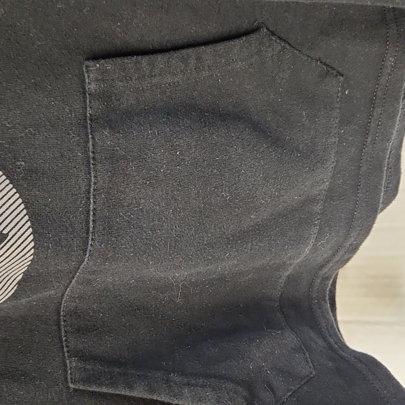 NBA Boston Celtics Basketball Boys sz L (14/16) short sleeve Sweatshirt w/hoodie - Picture 3 of 6